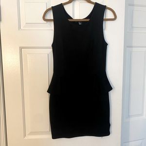 LBD! Black sexy peplum dress 👗🔥💎